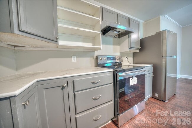 Building Photo - 620 N Moran St