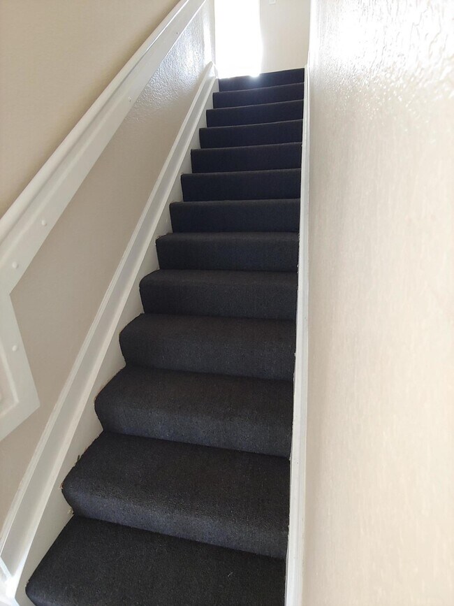 Building Photo - 3106 Shoma Dr