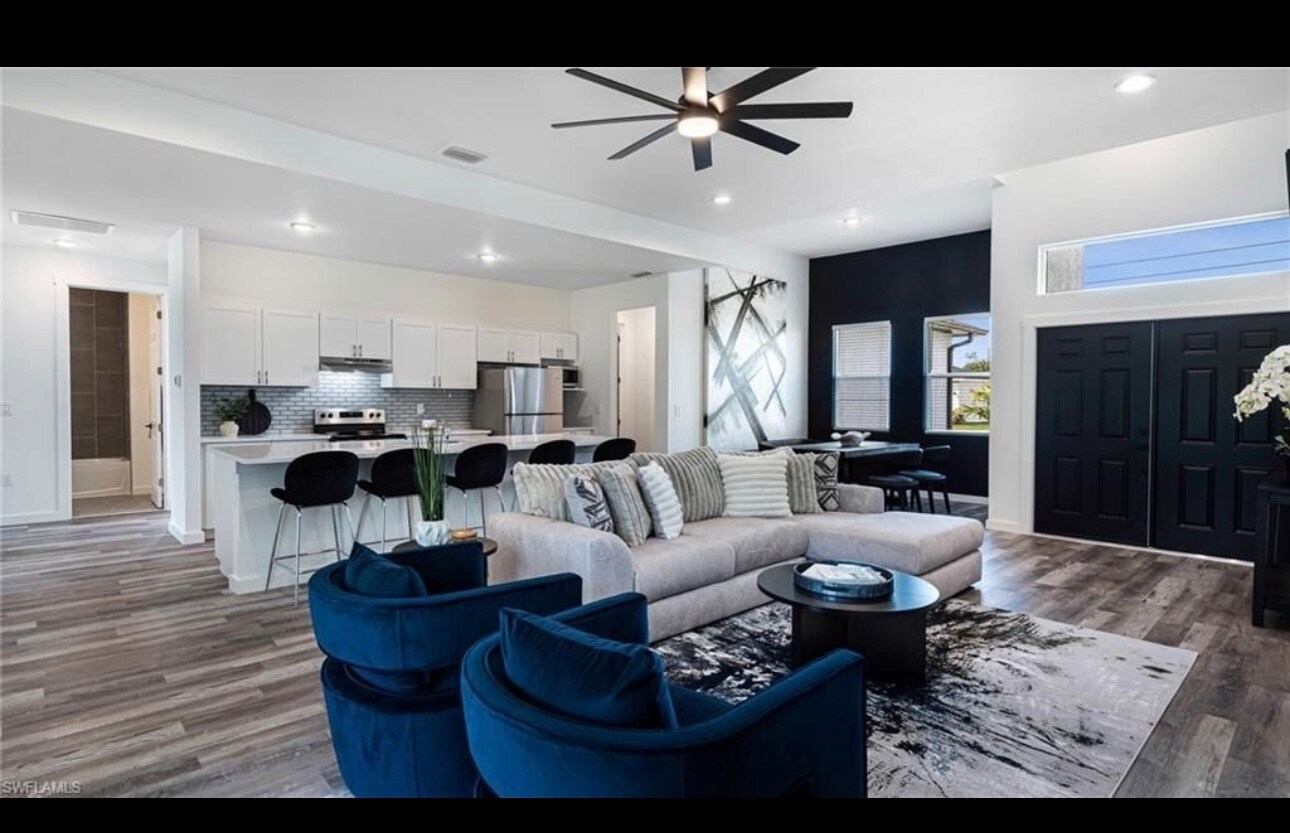 Building Photo - 417 NW 3rd Ln