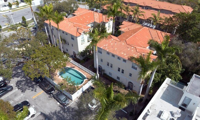 Building Photo - 3356 Bird Ave