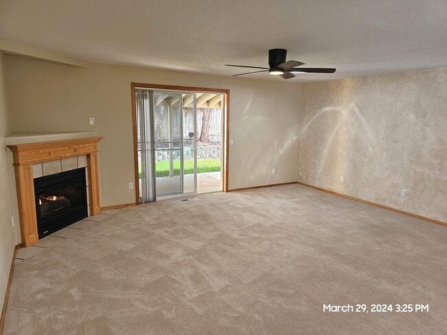 Building Photo - 21138 SW Houston Dr