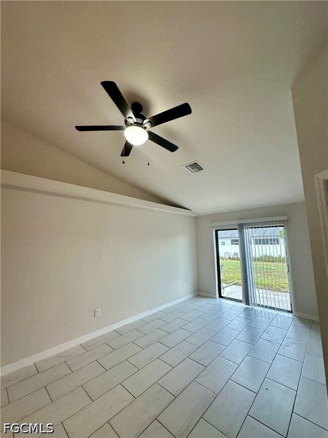 Building Photo - 4406 Skyline Blvd