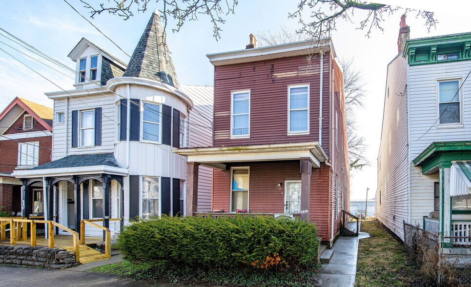 Building Photo - 1410 Russell St