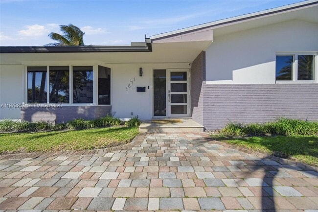 Building Photo - 1871 NE 186th St