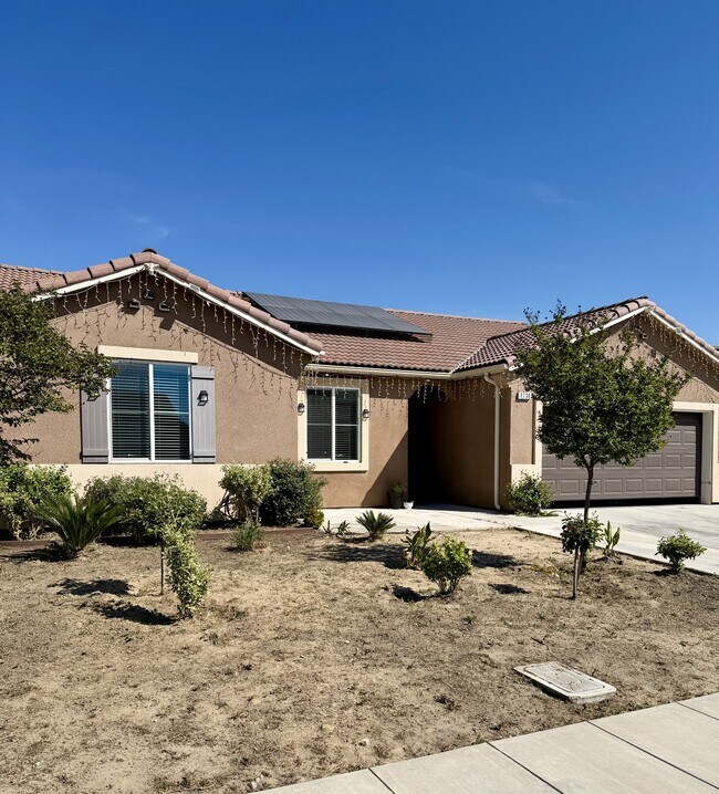 Building Photo - 1736 Berry St