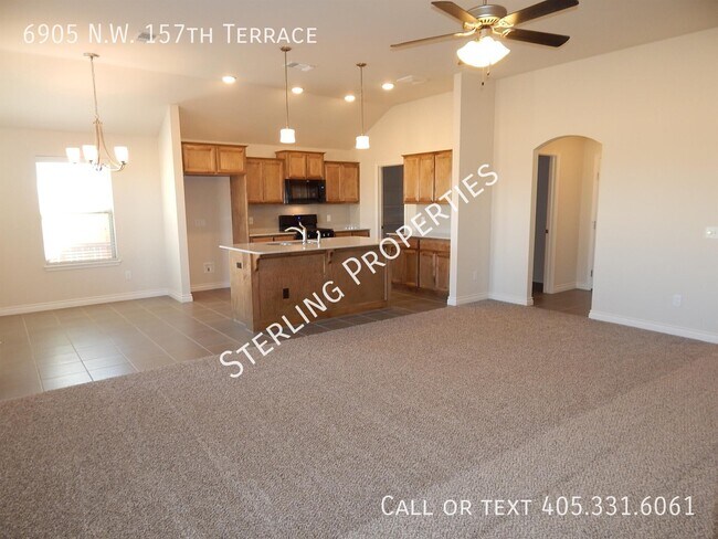 Building Photo - 6905 NW 157th Terrace