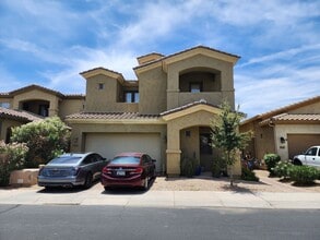 Building Photo - Beautiful Palm Valley Golf Course Home with Casita