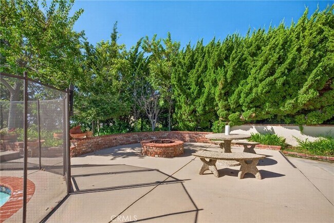 Building Photo - 28917 Scotsview Dr