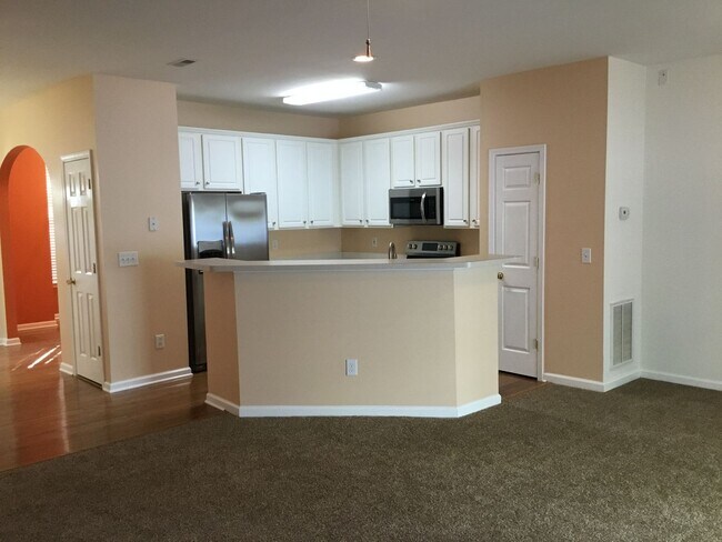 Building Photo - 742 Shellstone Pl