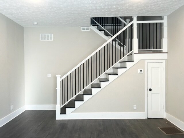 Building Photo - 229 S Summit St