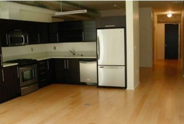 Empty Kitchen - 1100 S Hope St
