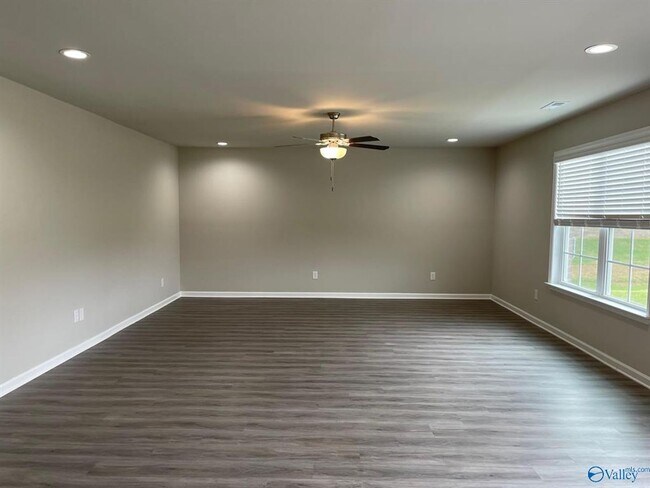 Building Photo - 102 Wyatt Miles Ln