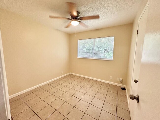 Building Photo - 5206 Regency Cove