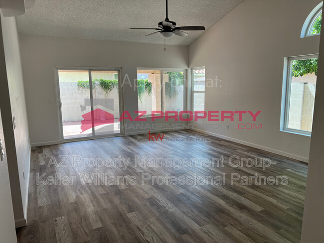 Primary Photo - 7116 N 28th Ave