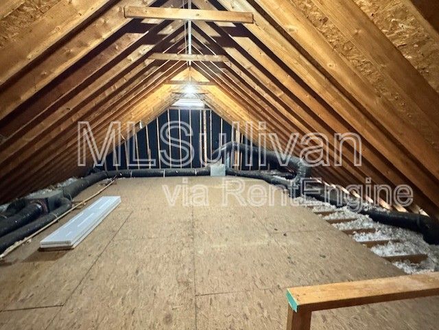 Building Photo - 302 Rushingwater Dr