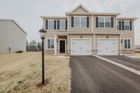 Building Photo - 3 Bedroom Duplexes