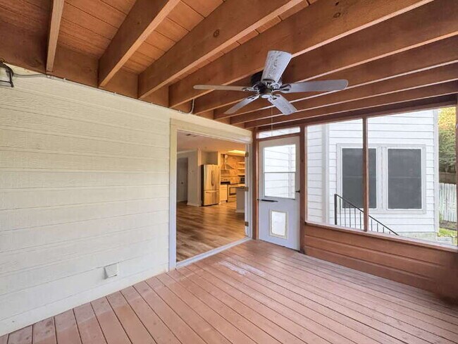 Building Photo - 10102 Wilderness Gap