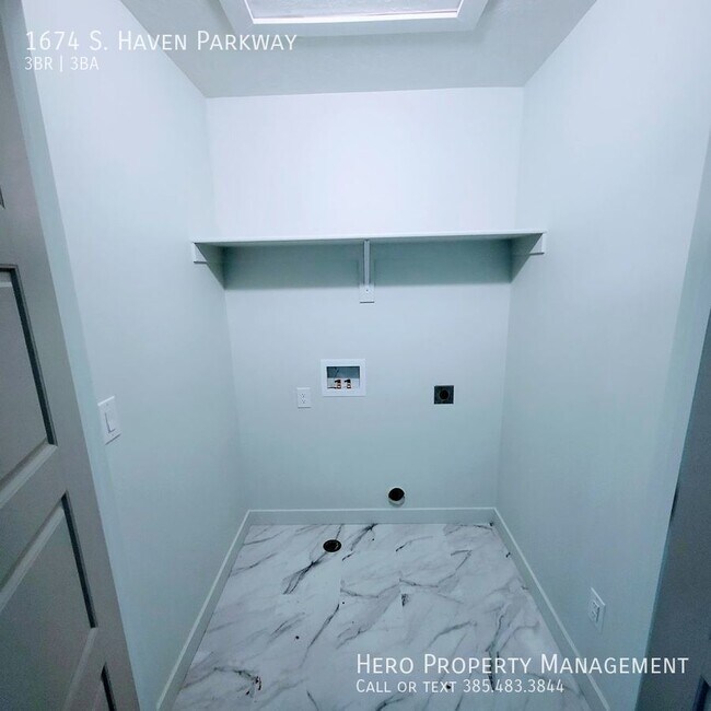 Building Photo - 1674 Haven Pkwy