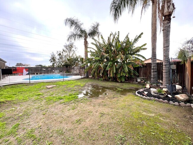 Building Photo - 3013 Verdugo Ln