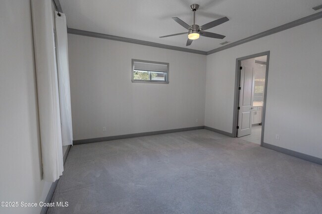 Building Photo - 2453 Rodina Dr