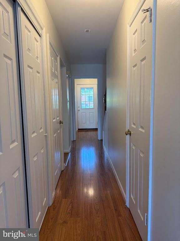 Building Photo - 338 Nansemond St SE