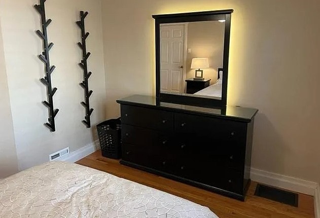 Building Photo - 245 S Pennsylvania St