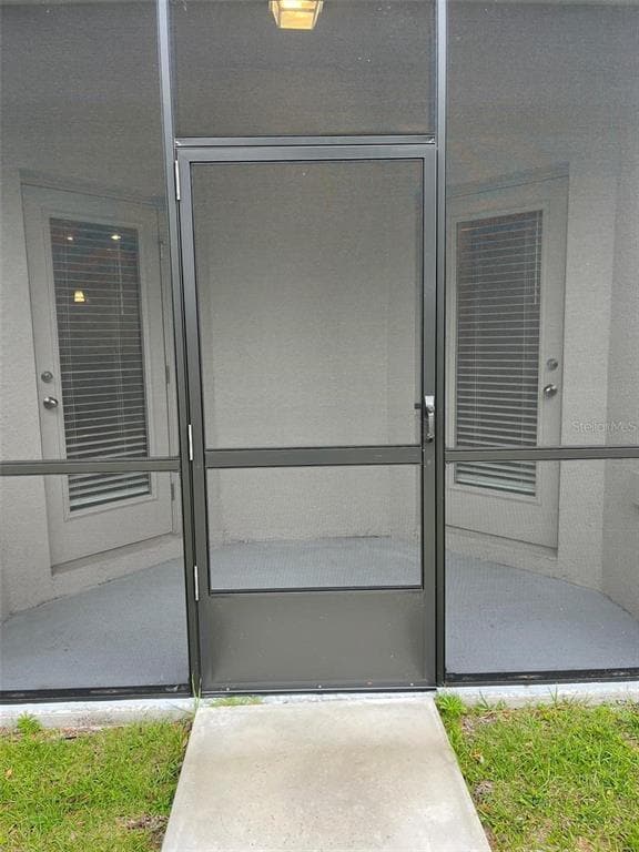 Building Photo - 1712 Roseville St