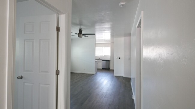 Building Photo - Spacious 4 bd/ 2 bth Home on Mary Lane Dri...