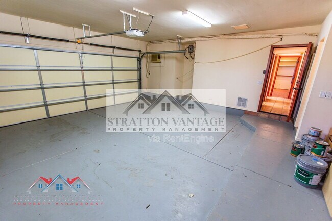 Building Photo - 39614 N 7th St