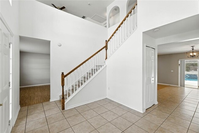 Building Photo - 3223 SW 41st Ave