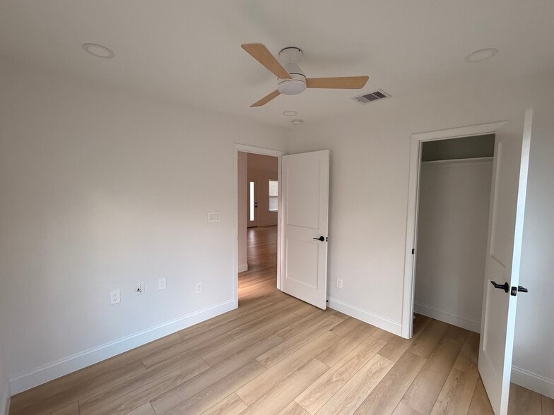 Bedroom 2 - 604 E 42nd St
