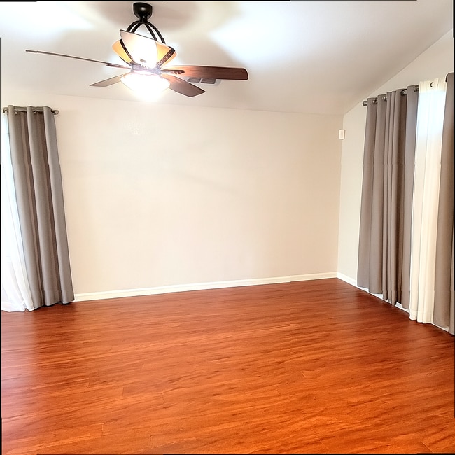 Building Photo - 4108 Falling Leaf Ct