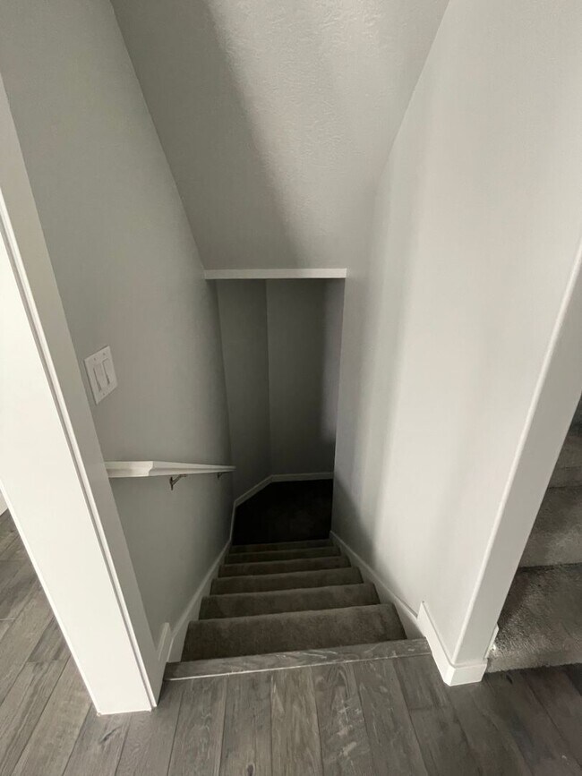 Building Photo - Fantastic GORGEOUS Home!