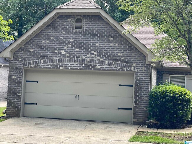 Primary Photo - 5389 Cottage Cir
