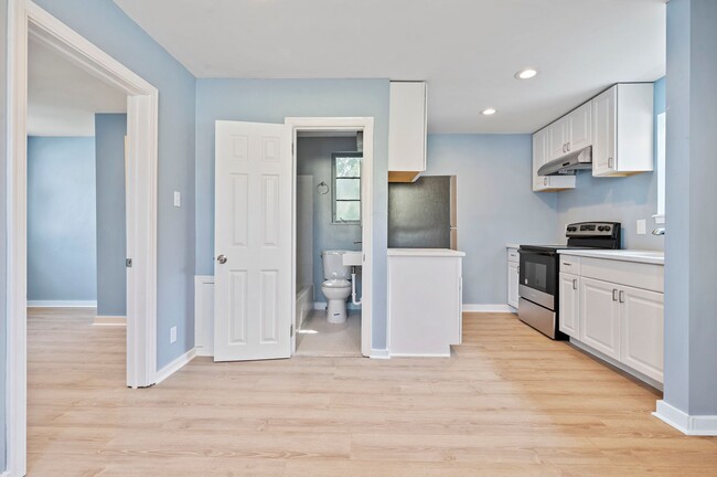 Building Photo - 4631 Torley St