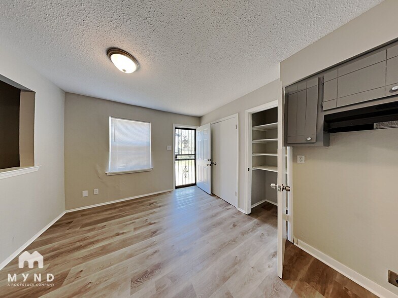 Building Photo - 3763 Rainford Dr