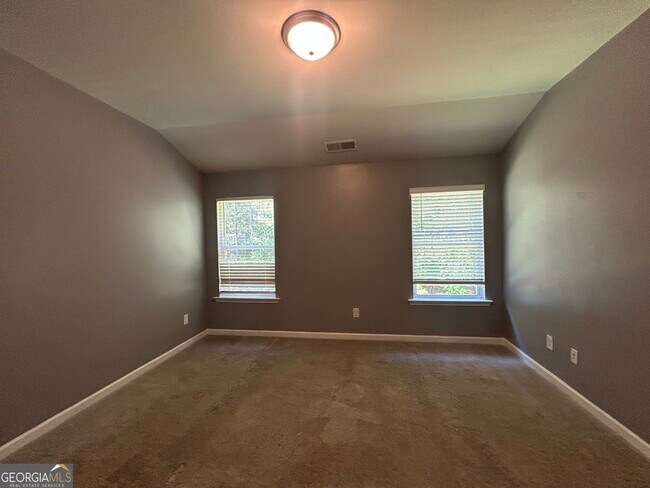 Building Photo - 6125 Oakley Rd