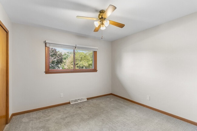 Building Photo - 18525 Heathway Ln