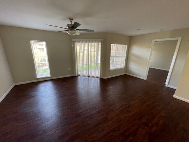 Building Photo - Palm Lakes Condominium