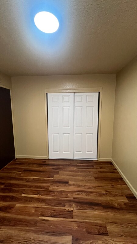 Building Photo - 742 Bedlow Dr