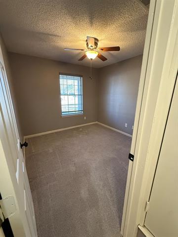 Building Photo - 401 Linda St