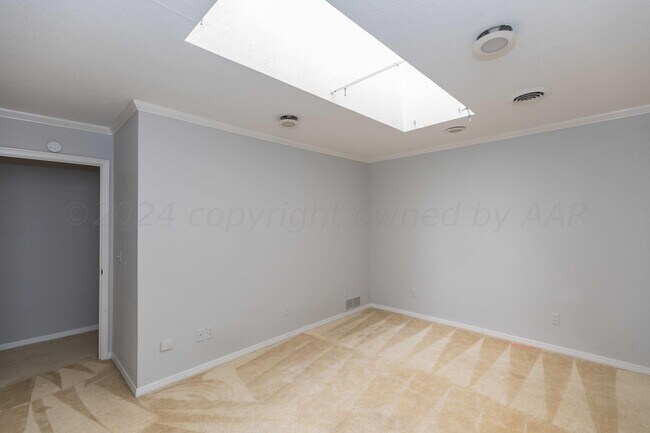 Building Photo - 6200 Belpree Rd