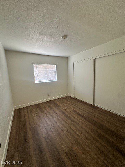Building Photo - 2121 Oceanus Ln