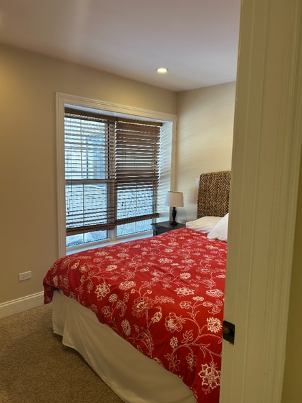 Building Photo - 403 W Eugenie St