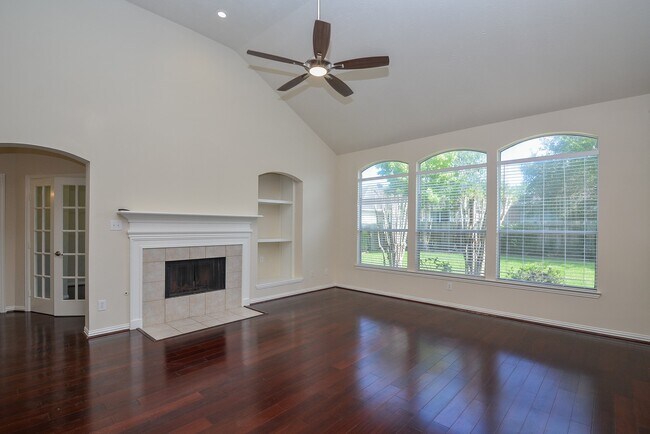 Building Photo - 4914 Big Spring Cir