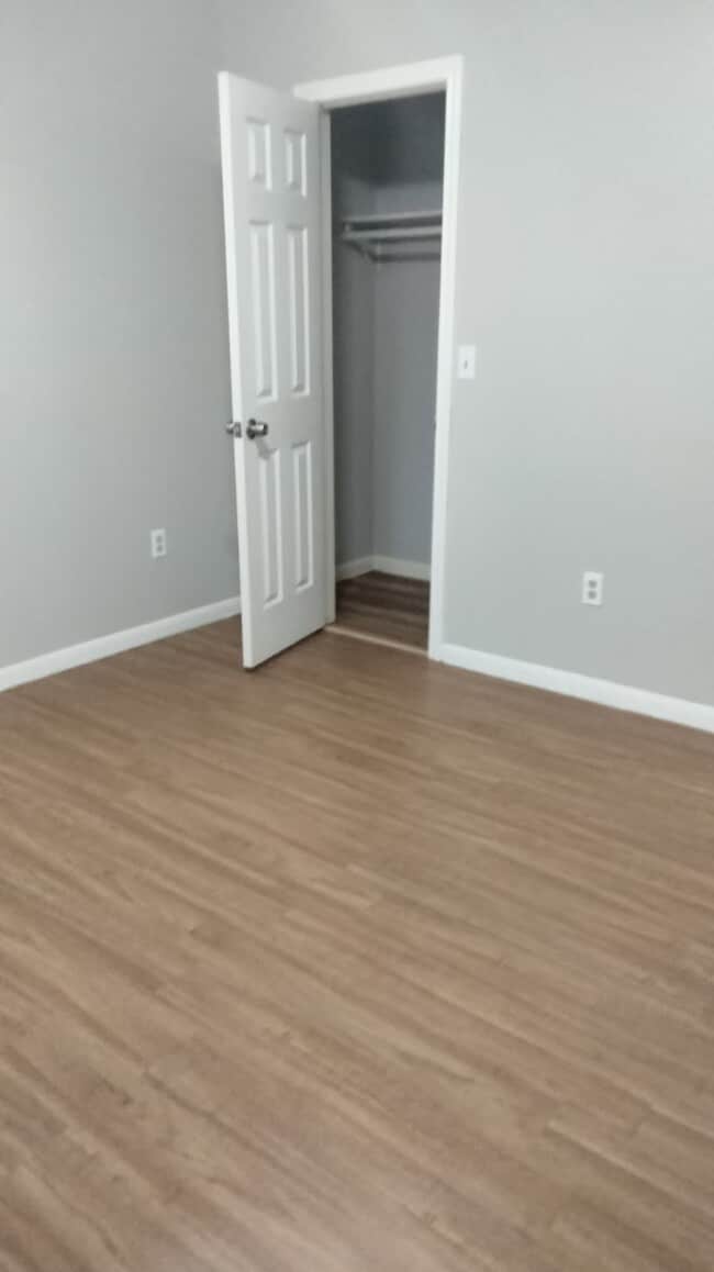 Building Photo - 40 Sunset Rdg Ln