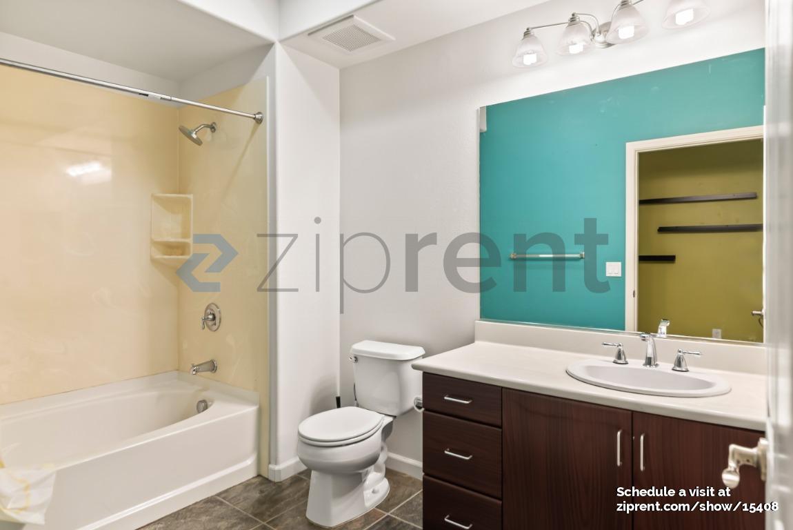 Building Photo - 1101 S Main St