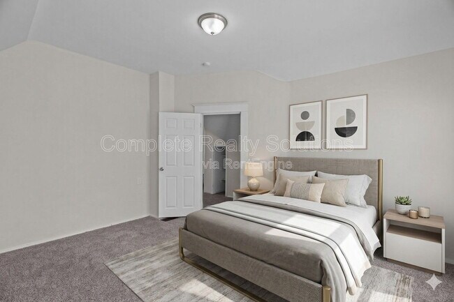 Building Photo - 6811 Etzel Ave