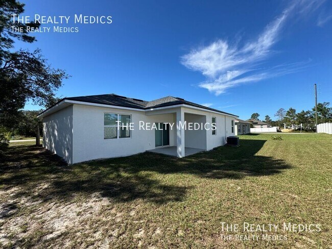 Building Photo - 205 Hibiscus Ln