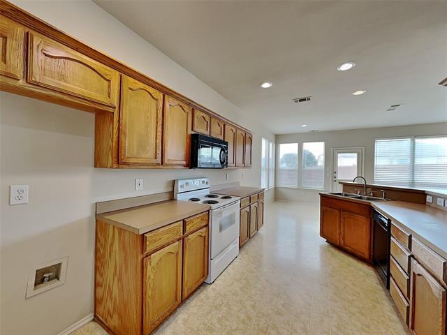 Building Photo - 7420 Alverstone Dr